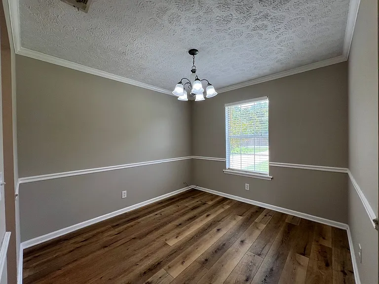 102 Hope Ln — Photo 12