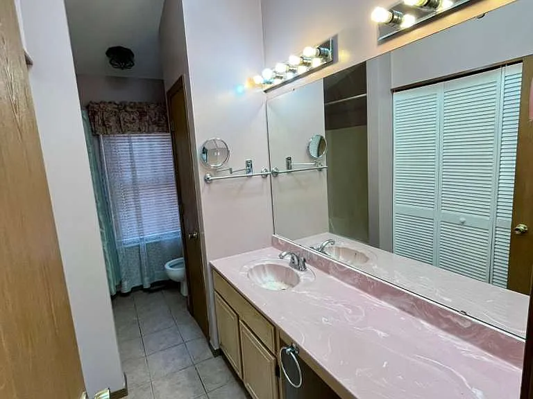 14312 Jamestown Bay Dr — Photo 22