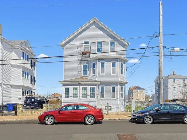 464 Birch St, Fall River, MA 02724