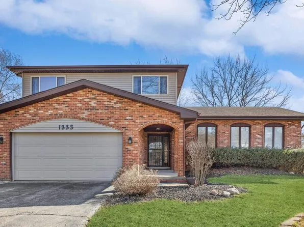 1333 Regency Grove Dr, Darien, IL 60561