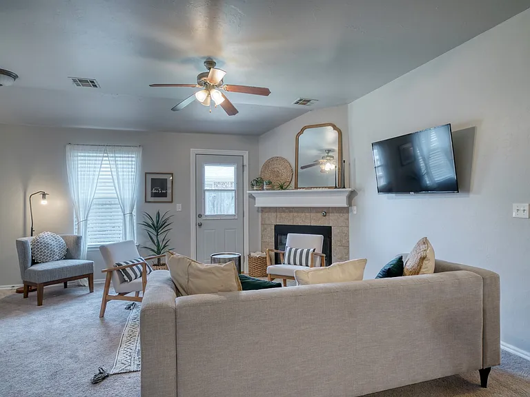 4802 SE 77th St — Photo 5