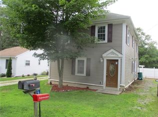 366 Main St, Scituate, RI 02831