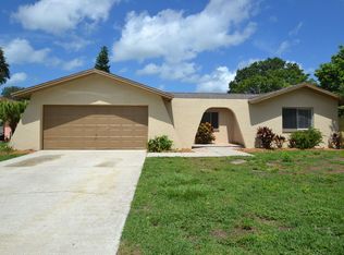 9072 Ridge Rd, Seminole, FL 33772