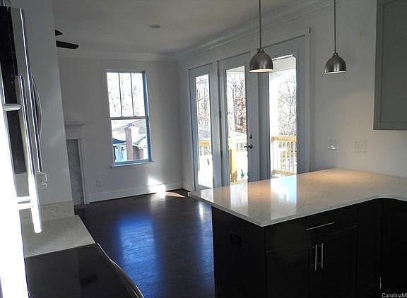 5th image of 710 Bass Ln