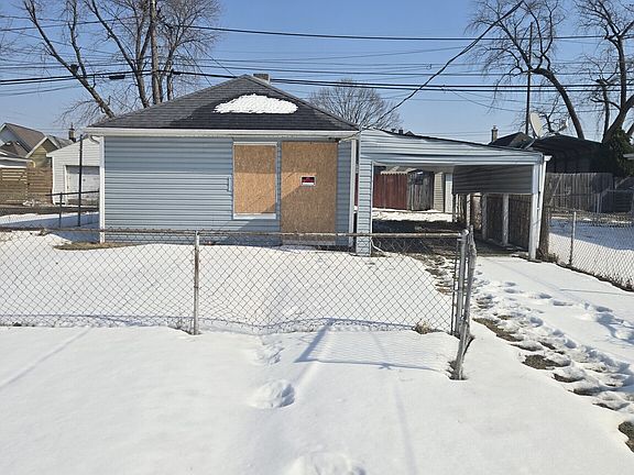 5th image of 1115 S Sheffield Ave
