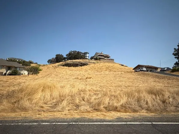 3935 Lakeview Dr, Ione, CA 95640