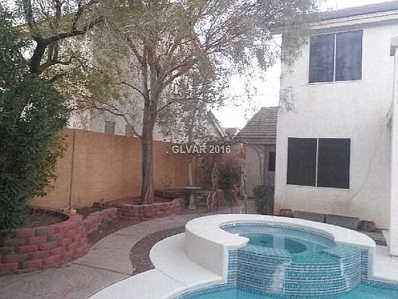 4th image of 821 Sleepy Moon Ave