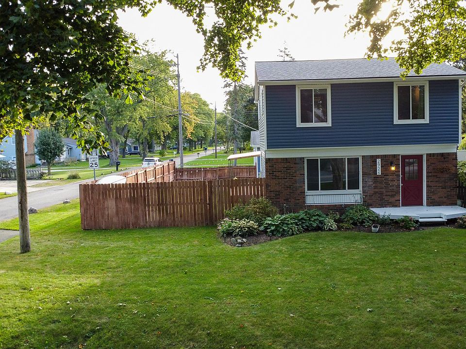 1st image of 2926 Lansdowne Rd