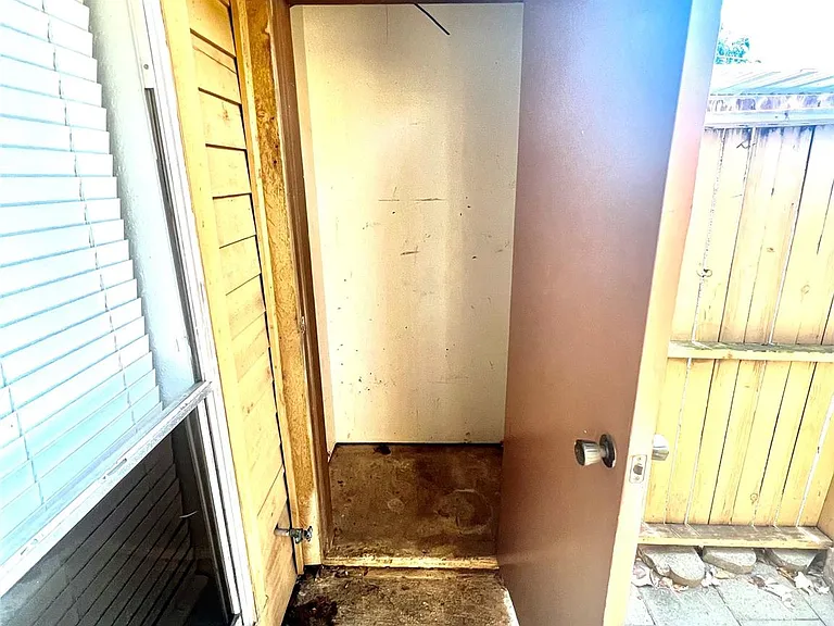 10202 Forum Park Dr #261 — Photo 16