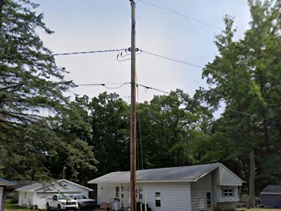 1st image of 103 Windsor Dr