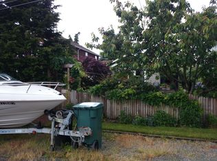 1736 NW 97th St, Seattle, WA 98117