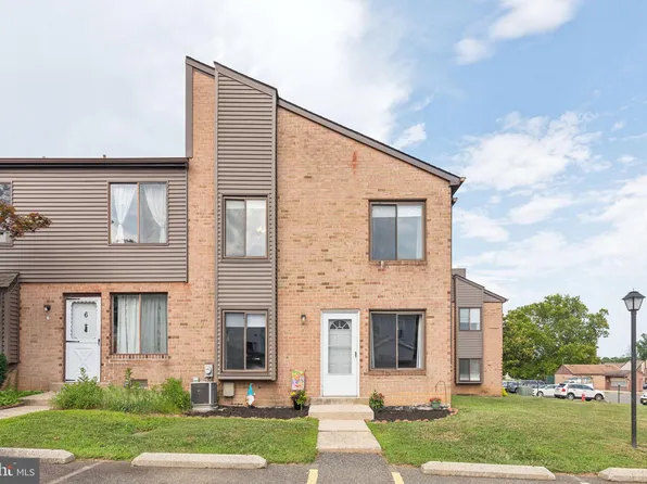 5200 Hilltop Dr APT H7, Brookhaven, PA 19015