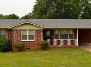 110 Yown Rd, Greenville, SC 29611