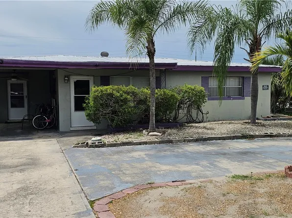 2932 Powell St, Fort Myers, FL 33901