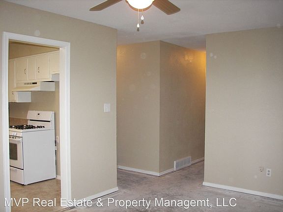 4th image of 4764 SE 28th St