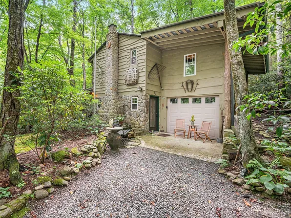 1451 Upper Browns Creek Rd, Burnsville, NC 28714