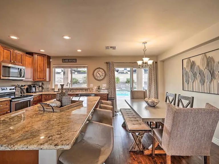 3460 Oro Grande Blvd — Photo 7