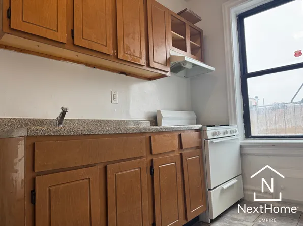 505 62nd Street image 1 of 5