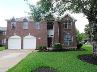 1902 Twin Tulip Ct, Fresno, TX 77545