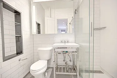 Rented by Urbane Brokerage