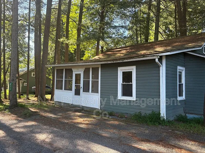 240 Acres Rd