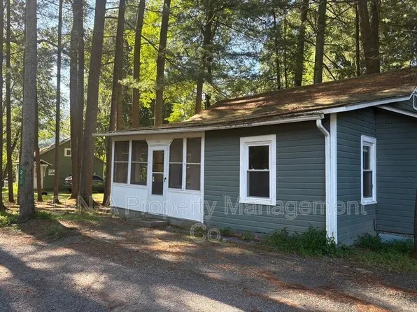 240 Acres Rd, East Stroudsburg, PA 18301