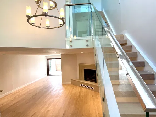 1015 17th St APT 6, Santa Monica, CA 90403
