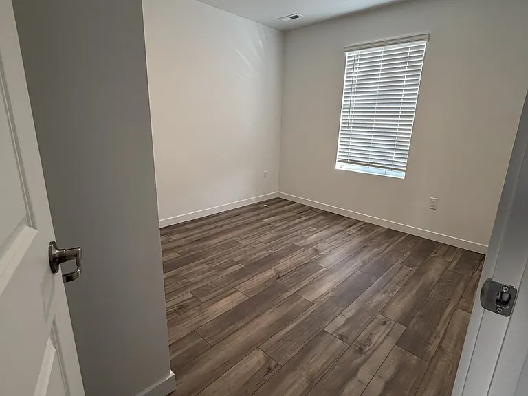 273 Lightning Ave — Photo 14