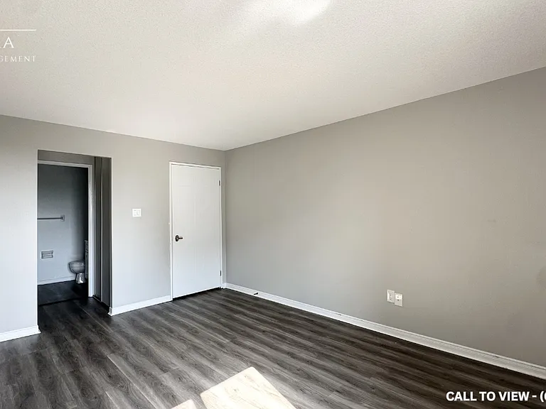 570 Proudfoot Ln #705 — Photo 9