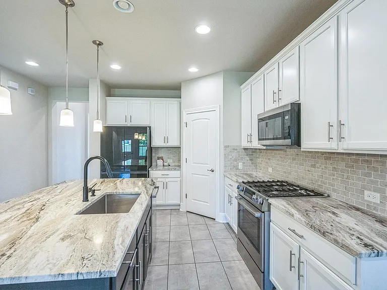 305 Crossvine Trl — Photo 6