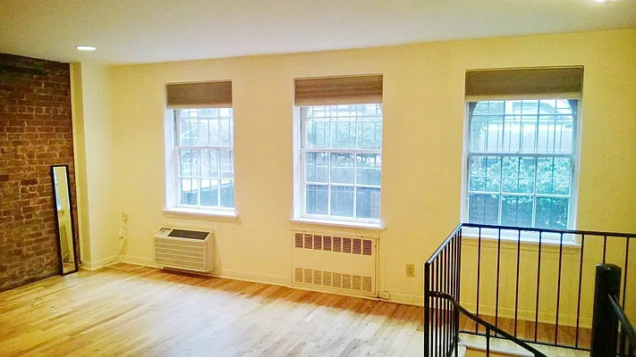 Rented by Keller Williams NYC | media 25