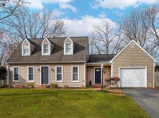 19 Richardson Ct, Brownstown, PA 17508