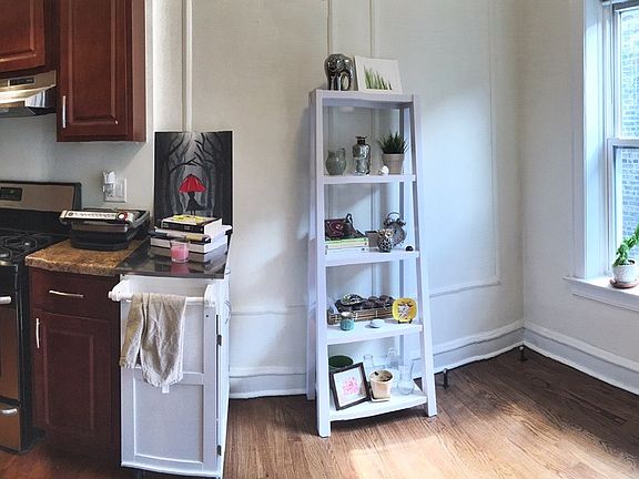 2nd image of 3449 N Elaine Pl APT 405