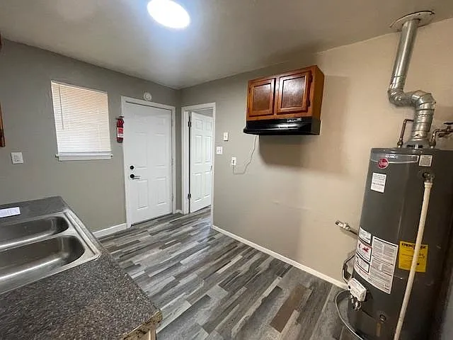 2859 Nathan Ave — Photo 8