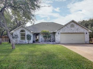 106 N Santa Clara Dr, Rockport, TX 78382