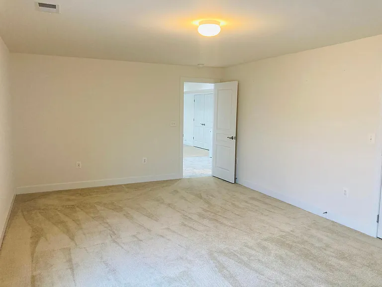 3357 Soaring Cir — Photo 8