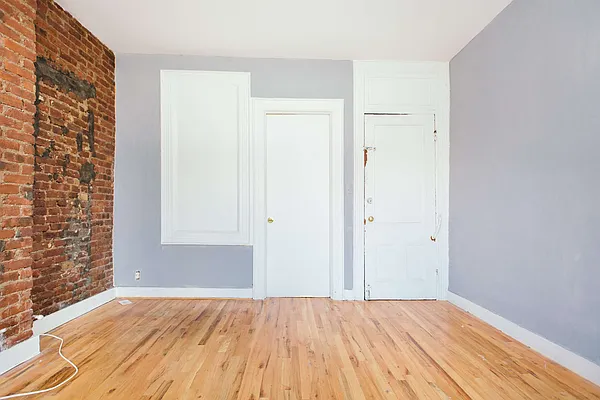 Rented by Nooklyn NYC LLC | media 24