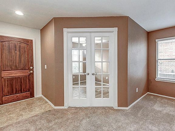 4th image of 5806 Camelia Evergreen Ln