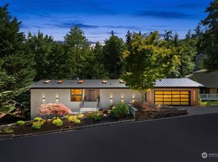 9375 SE 47th St, Mercer Island, WA 98040