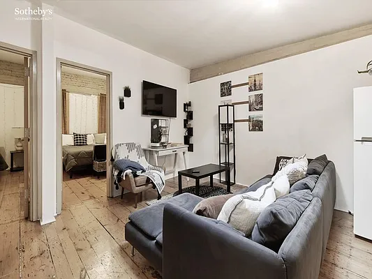 Rented by Sotheby's International Realty | media 20