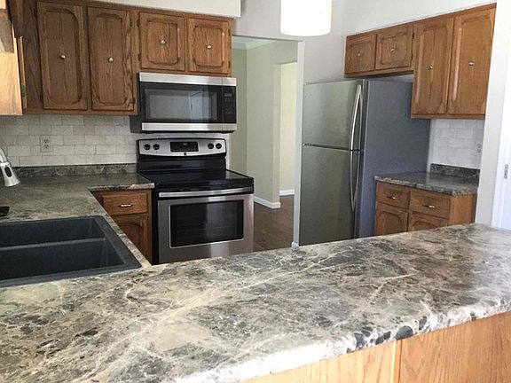 5th image of 269 Maybank Ct