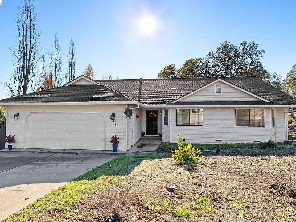 1st image of 868 Live Oak Dr