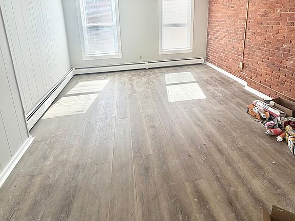 5th image of 26 Lyon St #6