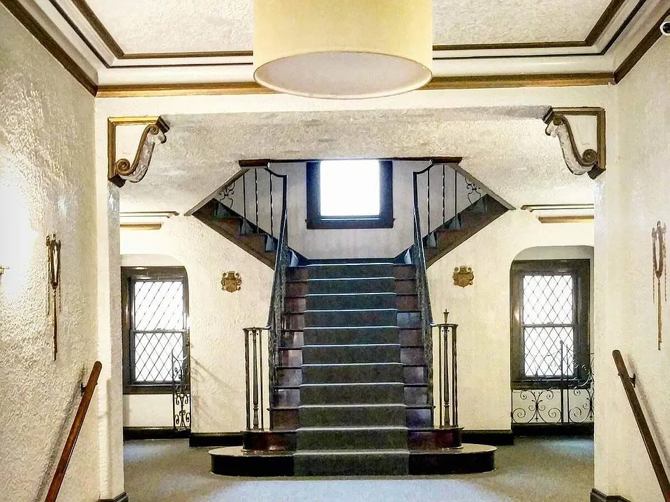 The Parkview Apartments