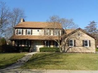77 Green Valley Dr, Naperville, IL 60540