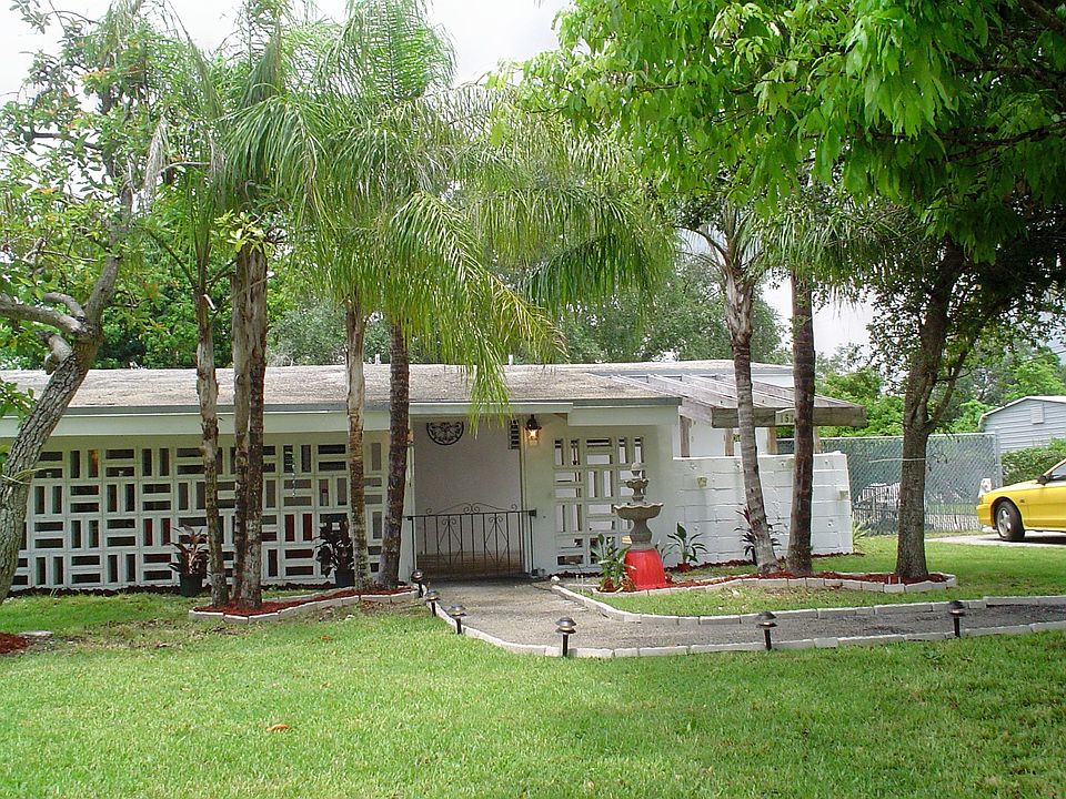 privacy wall surrounding front porch