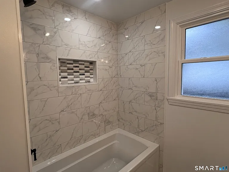 65 Roseville St — Photo 25