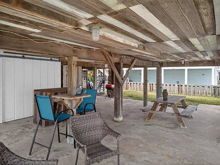 16618 Bermuda Way — Photo 26