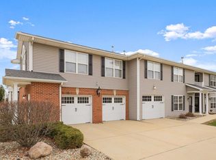 106 Essex Ln UNIT 9, Savoy, IL 61874