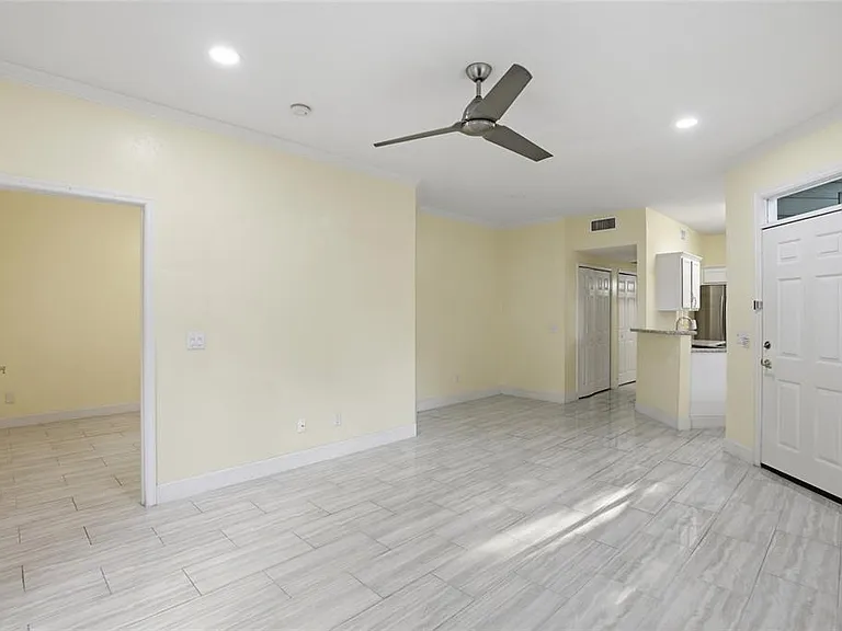510 NW 50th Blvd #510 — Photo 7